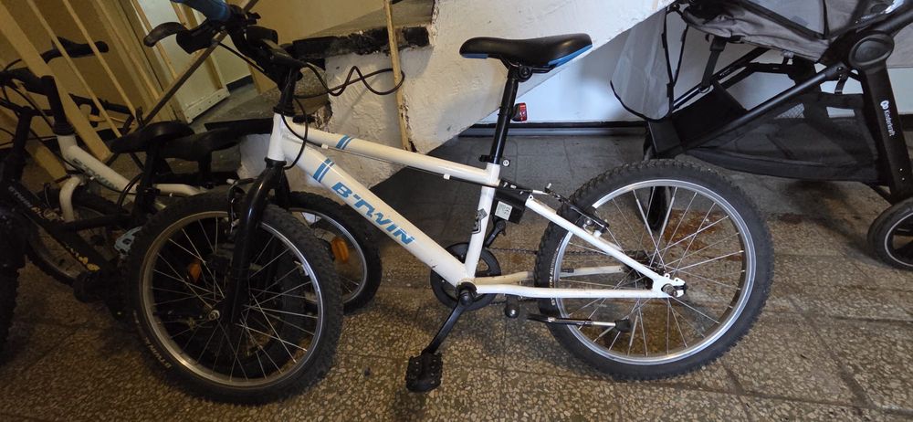 Bicicleta BTWIN 20 folosita in stare foarte buna