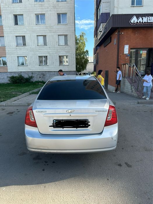 Продам автомобиль Chevrolet Lacetti