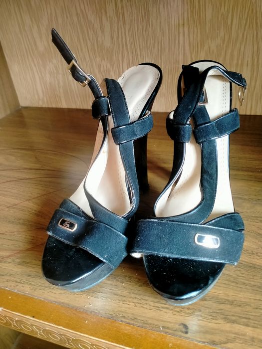 Туфли почти новые