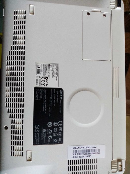 Vand laptop Acer Aspire One