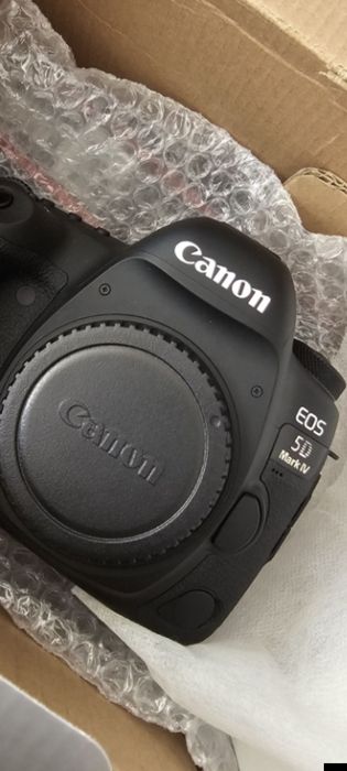 Camera canon eos 5d  Mark IV nou