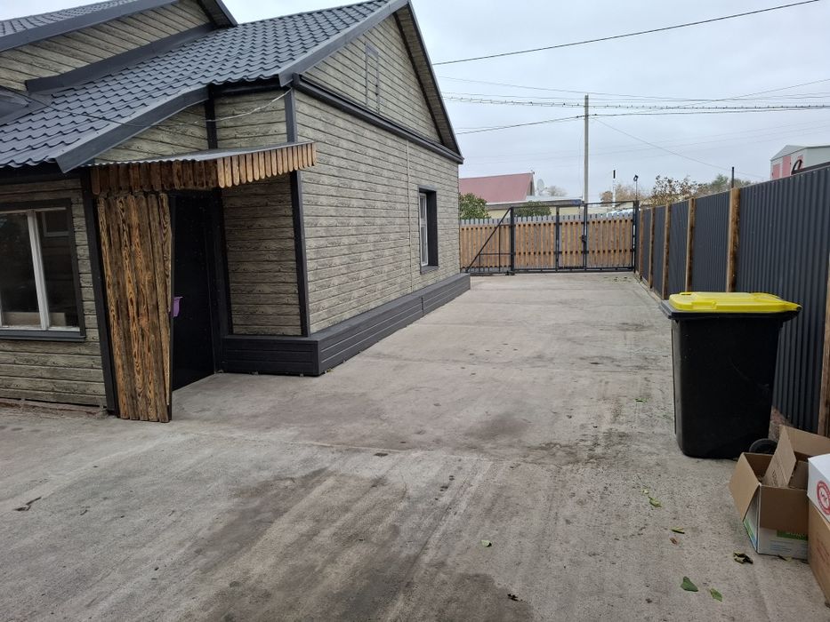 Продам дом,кирпичный,тёплый,