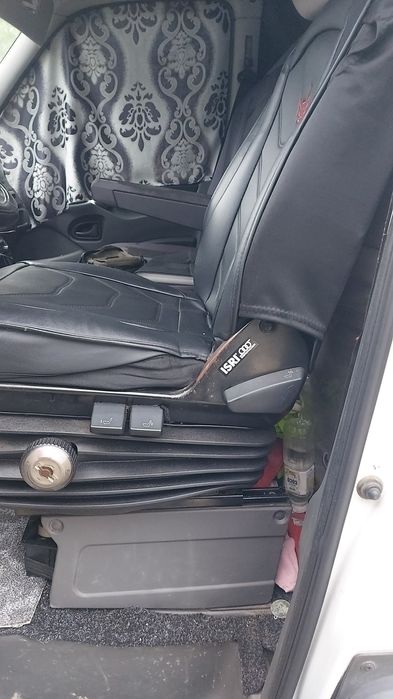Vând sau schimb Iveco daily