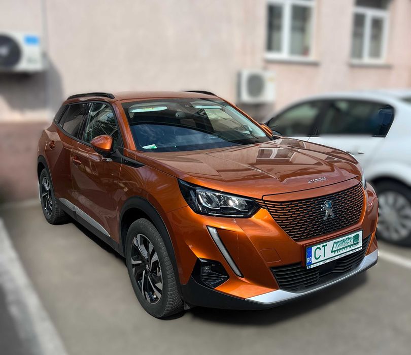 New PEUGEOT e-2008 - SUV Electric 50 Kw