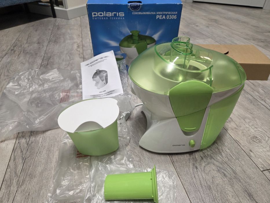 Соковыжималка POLARIS PEA 0306