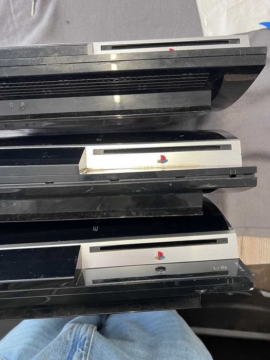 Consola Playstation 4 CUH-1004A defecta