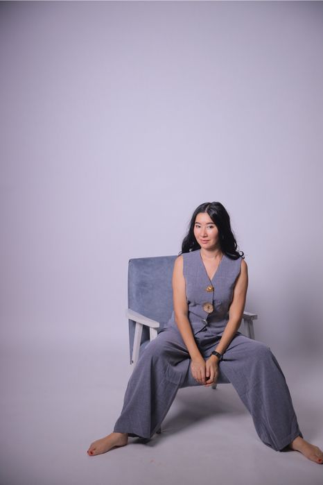 Костюм тройка 42