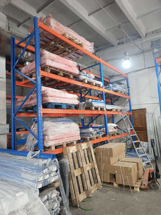 Стеллажи для склада и дома