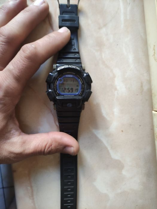 Casio g shock retro model DW003