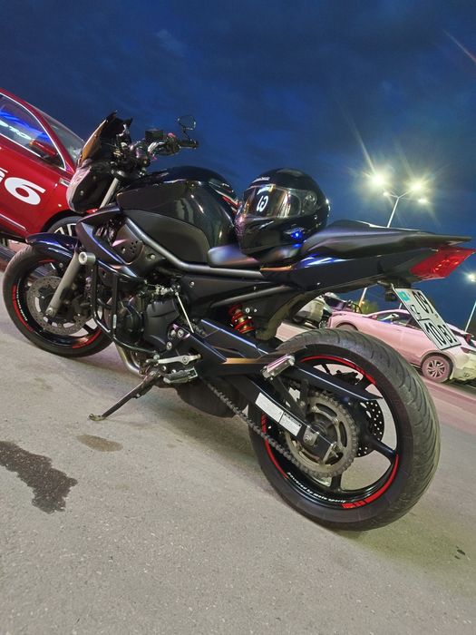 Продам Yamaha fz6r