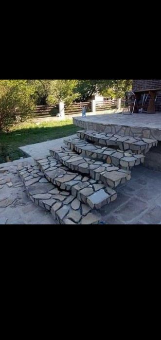 Vând piatră și montez