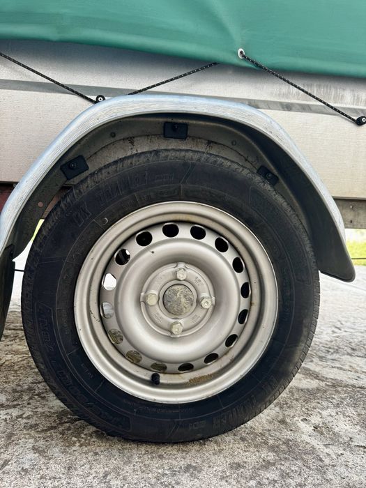 Ремарке Stema Germany 750kg със спирачки Knott, брезент, Туристическо ремарке