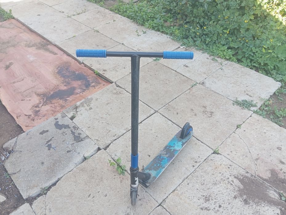 Самокат трюковой