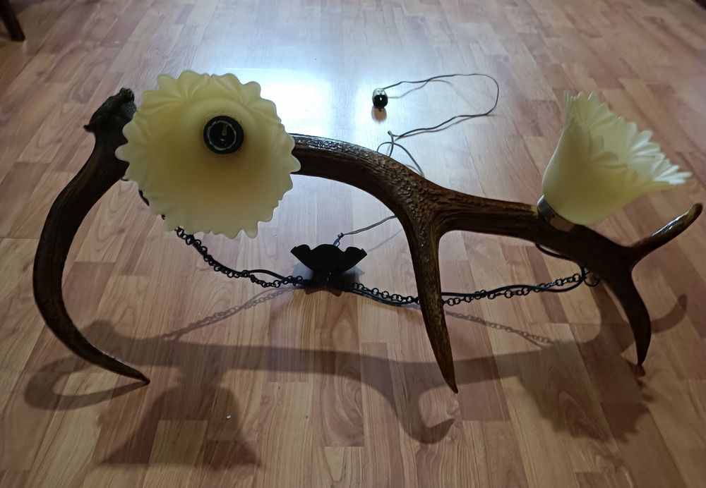 Candelabru  din coarne de cerb