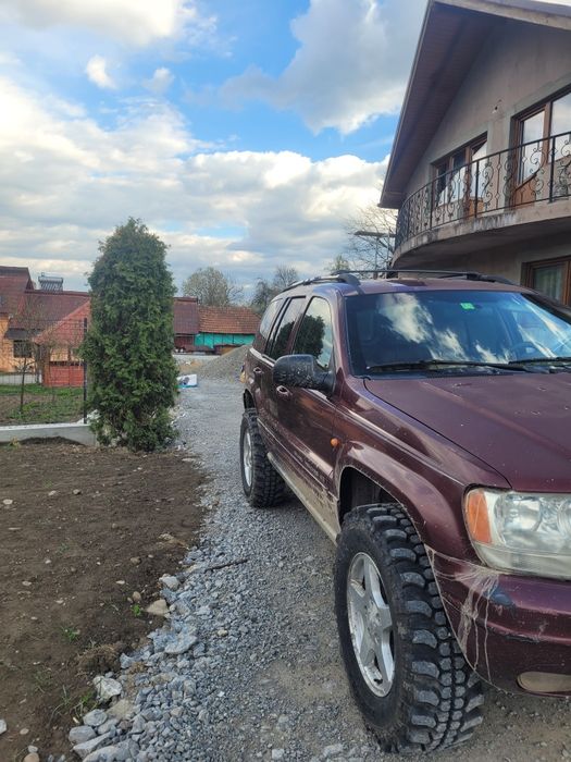Vând  Jeep Grand Cherokee 4.0