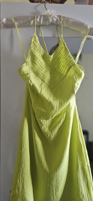 Нови рокли Zara Bershka Betty Barclay