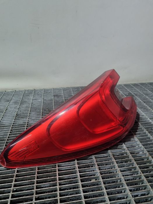 Stop Stanga Renault Kadjar 2015 - 2018 SUV 4 Usi (1630) Cu led 265552478R Garantie