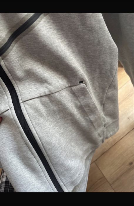 Nike tech fleece femei gri