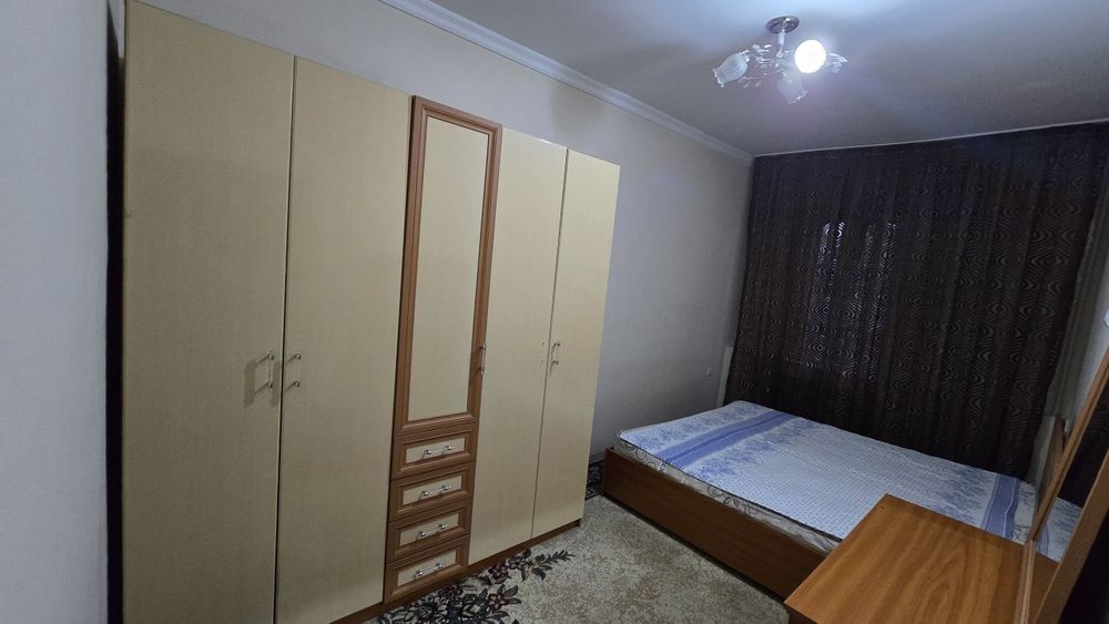 Сдаётся трёхкомнатная квартира в Юнусабаде, 14. Метро "Туркестан".