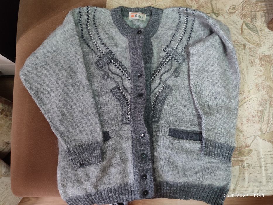 Продам женскую одежду