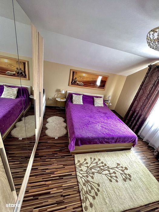 Casa de vânzare + casa mică