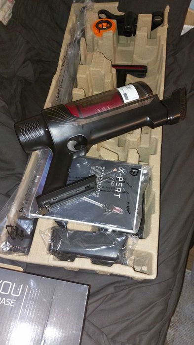 Безкабелна прахосмукачка Ровента