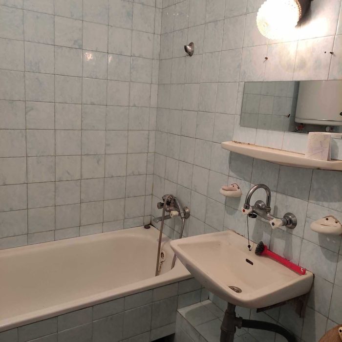 Дава се под наем Тристаен апартамент в Шумен, 5-ти полк - 65 кв.м за 204 € - Снимка #10