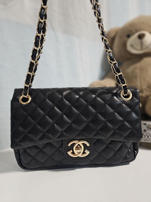 Gentute dama si seturi