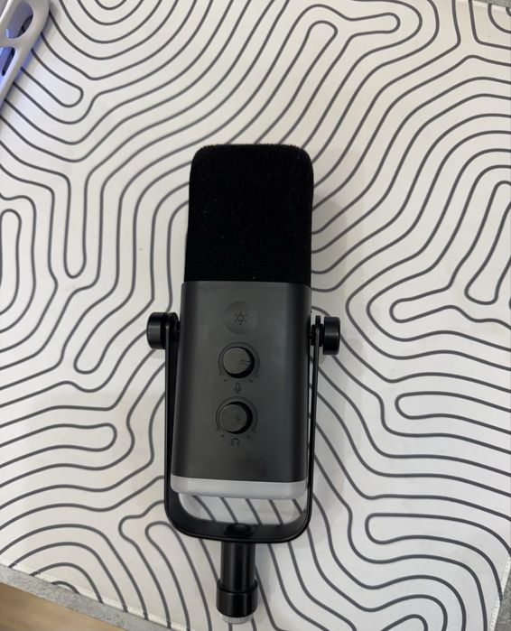 Продается микрофон fifine am8 + стойка