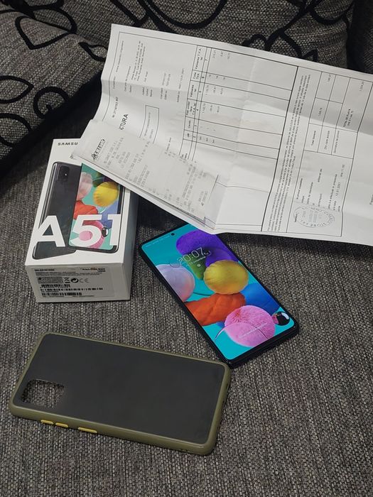 Samsung A51 128 GB liber de rețea cutie acte telefon bun