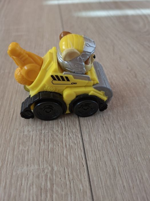 Камион Пес Патрул и комплект кученца