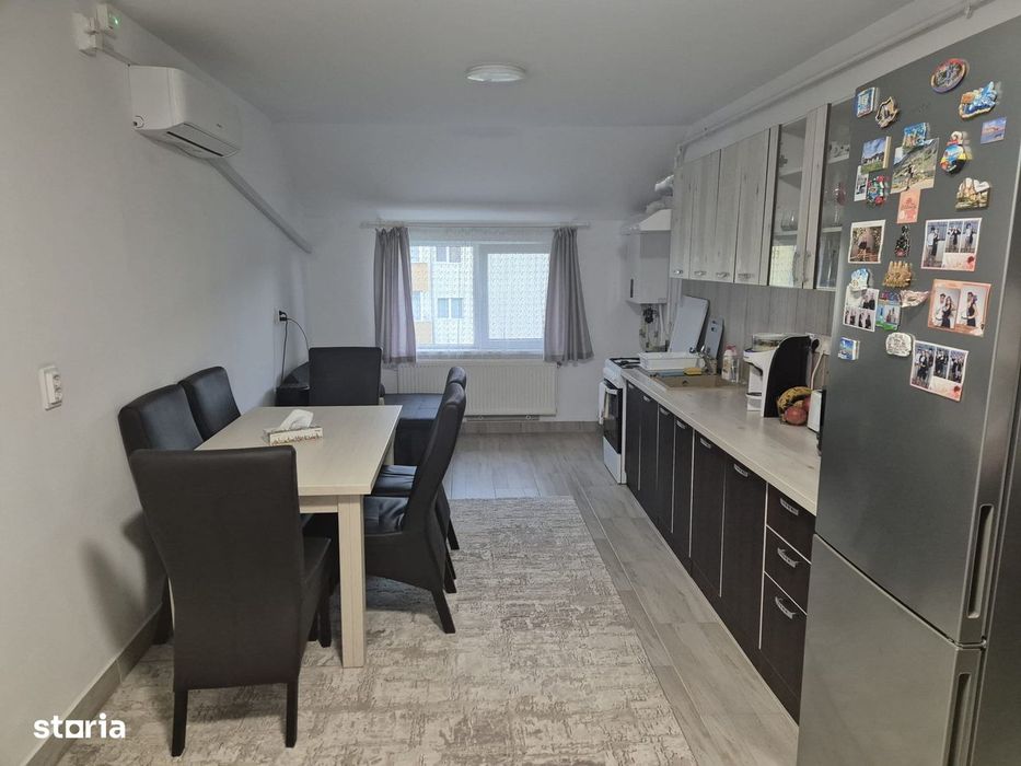 Mansarda + pod , 55 mp , finisată , mobilată - zona Brădet — fotografia 1