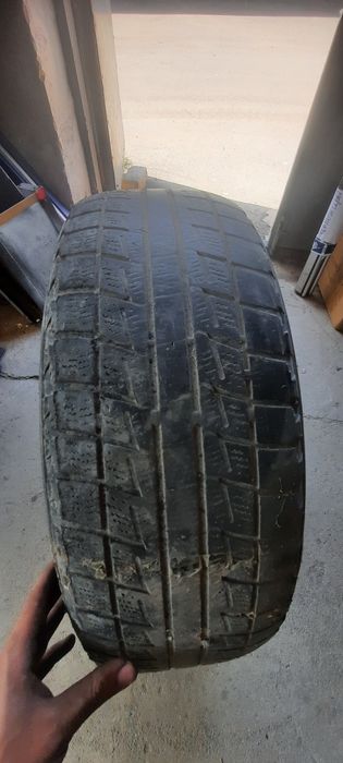 продам резину Bridgestone Blizzak Revo