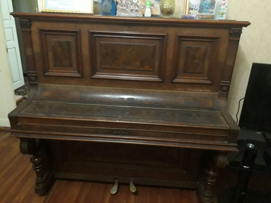Антиквариат пианино