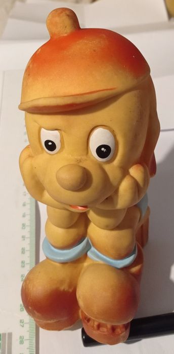 Vând/Schimb figurine din cauciuc.Preț în funcție de jucăria aleasă.