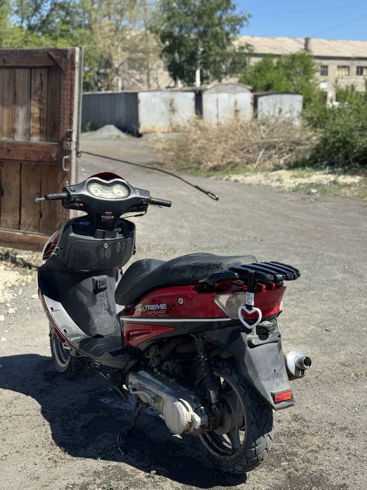 Продам скутер 150 кубов