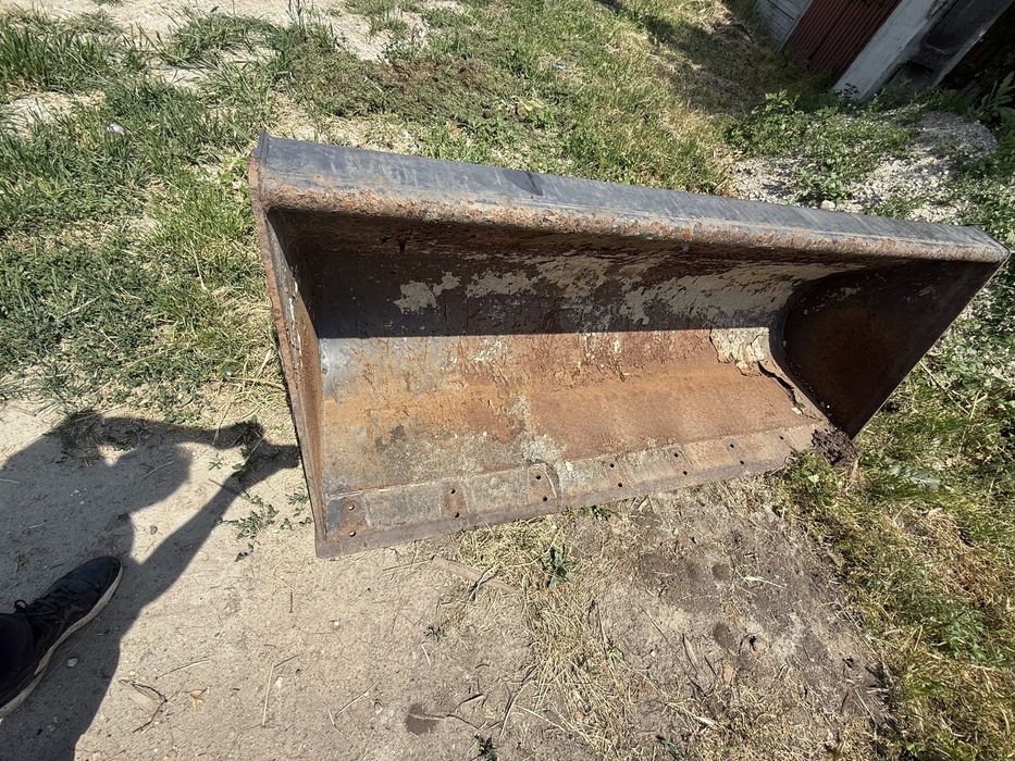 Cupă buldoexcavator