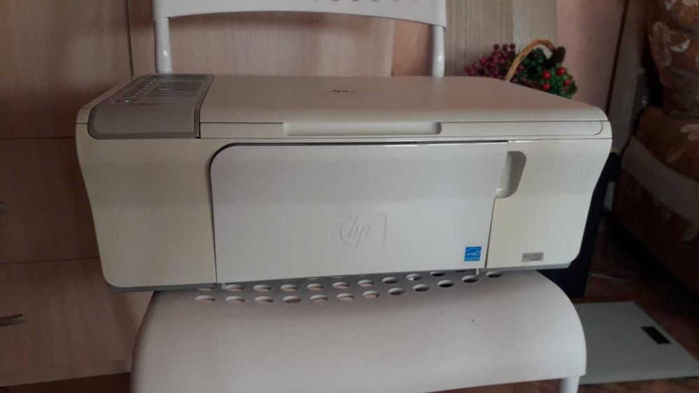 Цветной струйный принтер, сканнер, МФУ, почти новый
