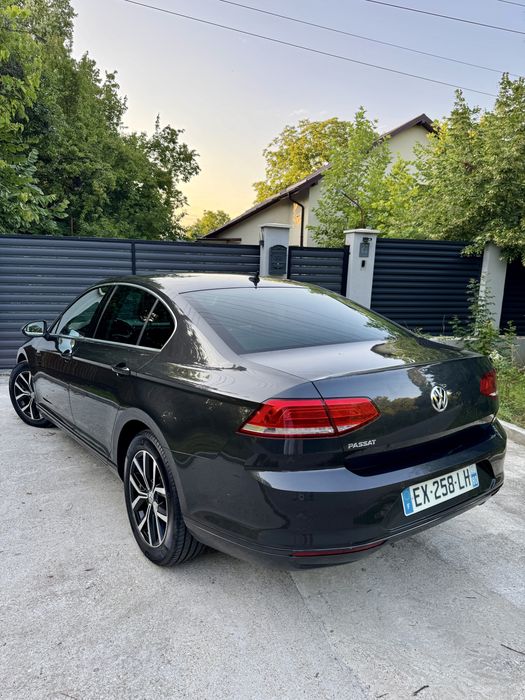 VOLKSWAGEN Passat 2018 — imagine 4