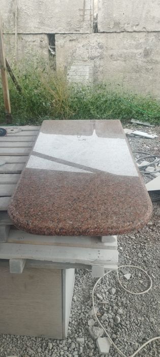 Гранит травертин мрамор ступени перила балясины