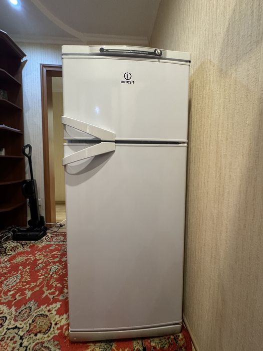 Холодильник (в рабочем состоянии)