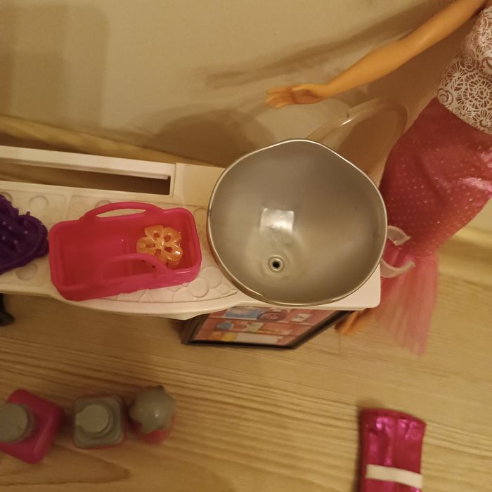 Барби и фризьорски салон