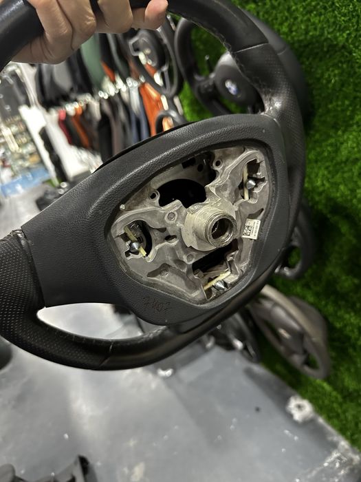 Porsche rul ideal holatda