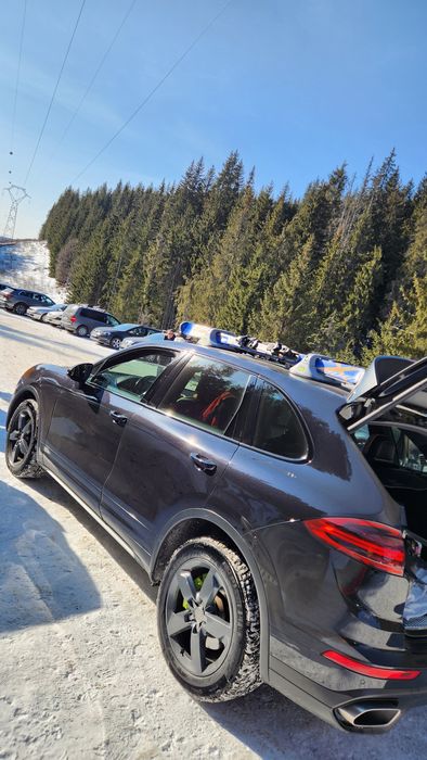 Porsche Cayenne 2017 262 cai Euro 6