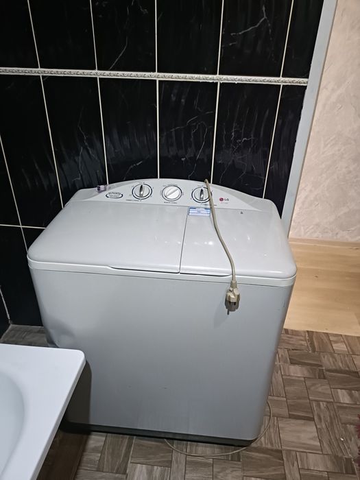 Продам стиральную машину п/а