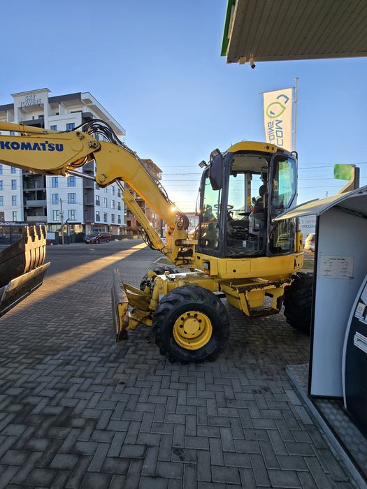 Excavator Mobil Komatsu PW98  MR6 . 4x4