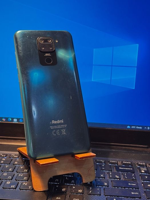 Продам телефон redmi note 9 4/64 gb