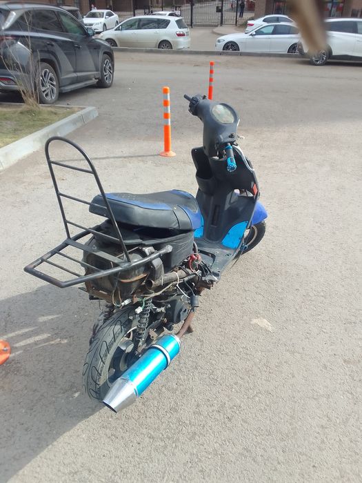 Продам  скутор 125сс