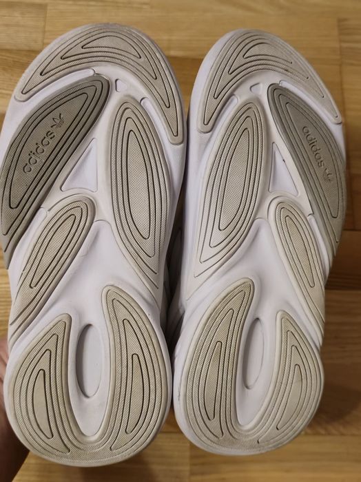 Adidas ozelia albi
