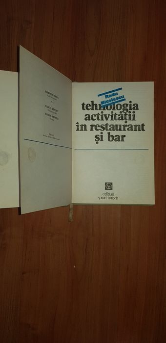 Tehnica serviri in restaurant si bar .de radu nicolescu